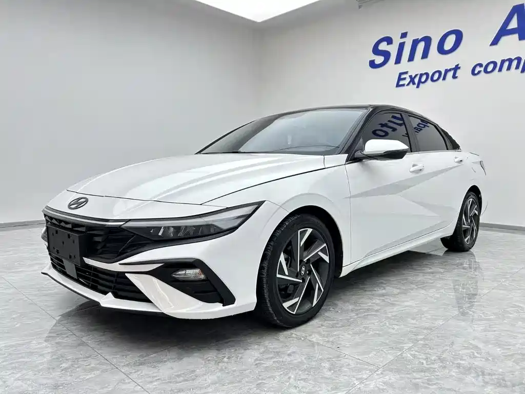 Hyundai Elantra 2023