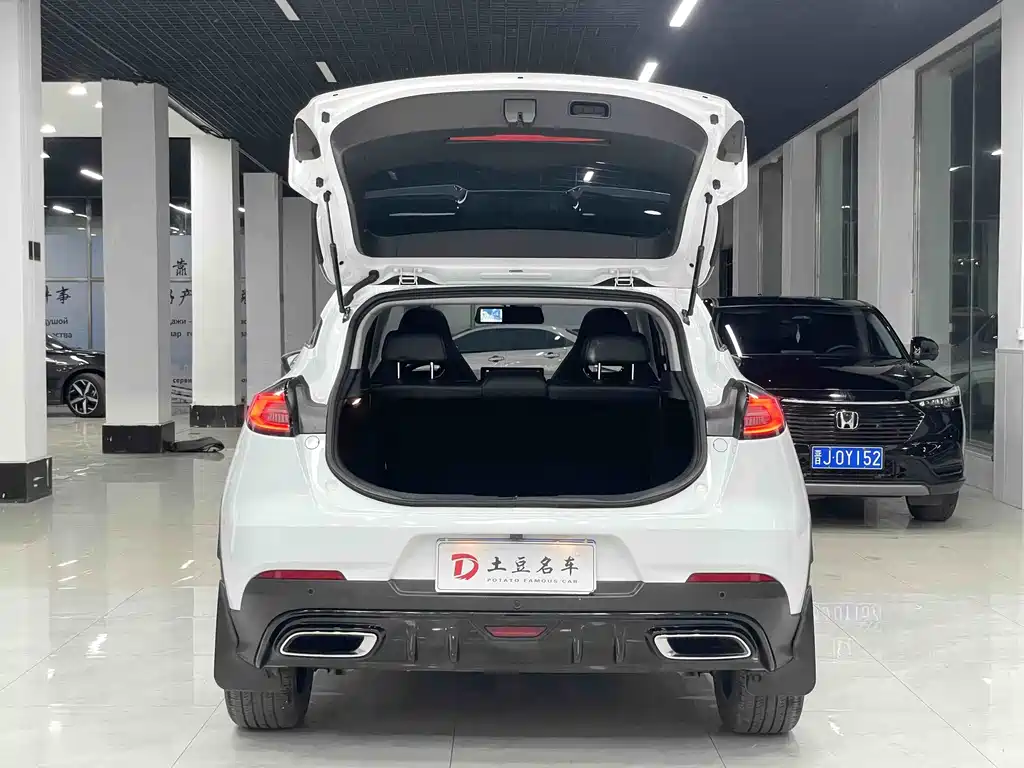 Geely Emgrand S 2022 — фото 15