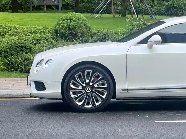 Bentley Continental 2017