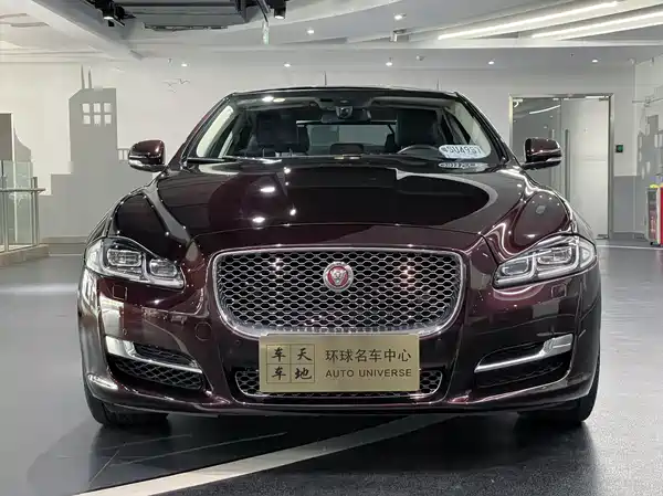 Jaguar XJ 2017