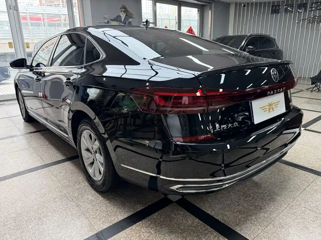 Volkswagen Passat 2024