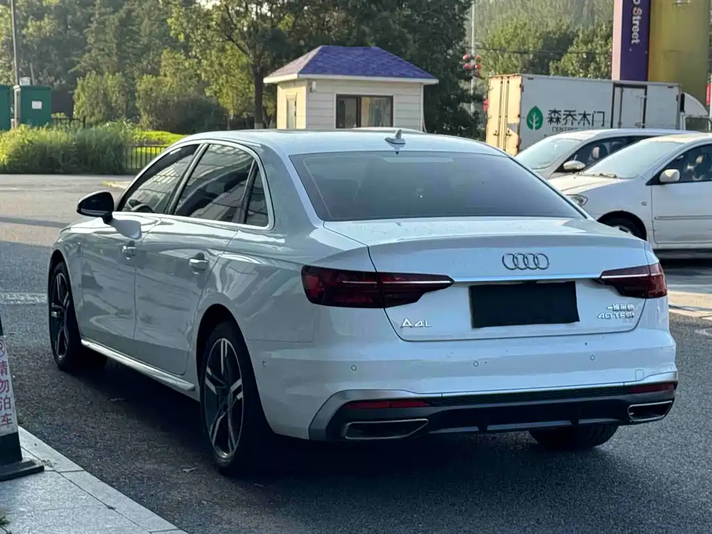Audi A4L 2022