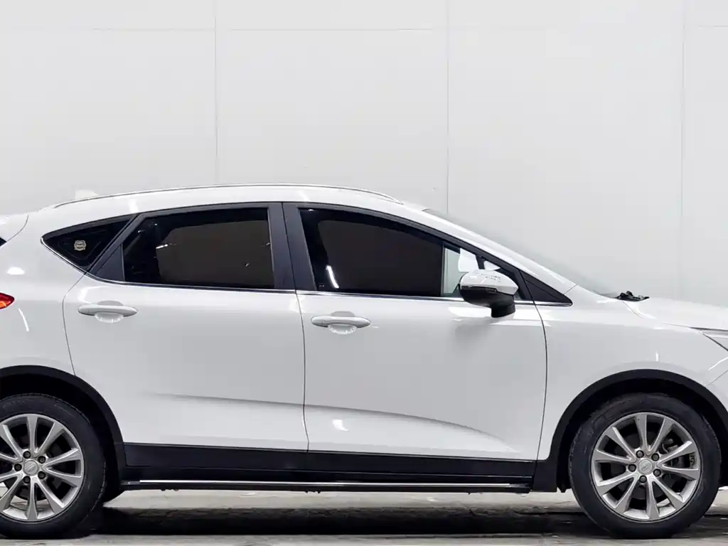 Geely Emgrand GS 2017 — фото 8