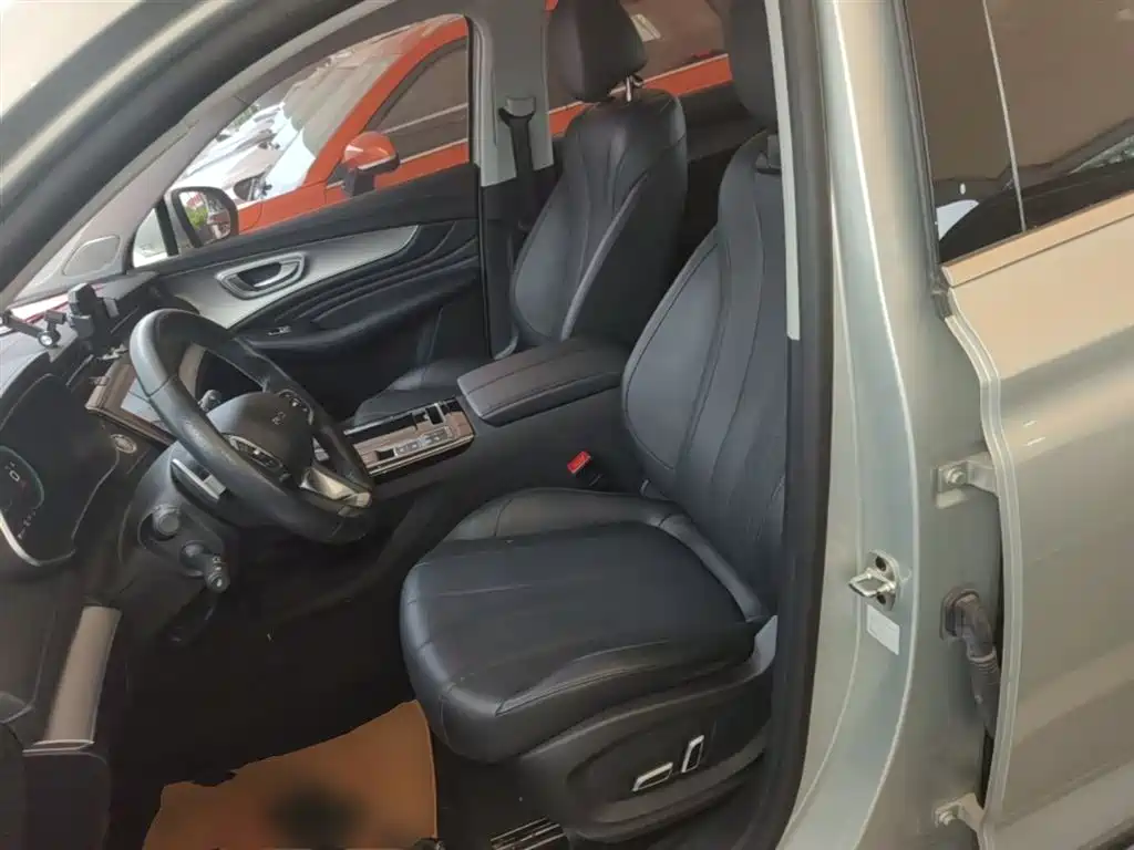 Roewe RX5 eMAX 2021 — фото 15