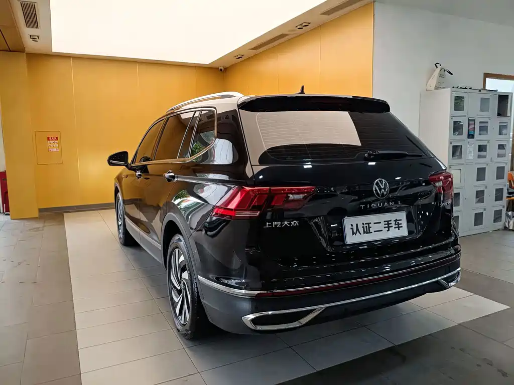 Volkswagen Tiguan L 2022 — фото 25