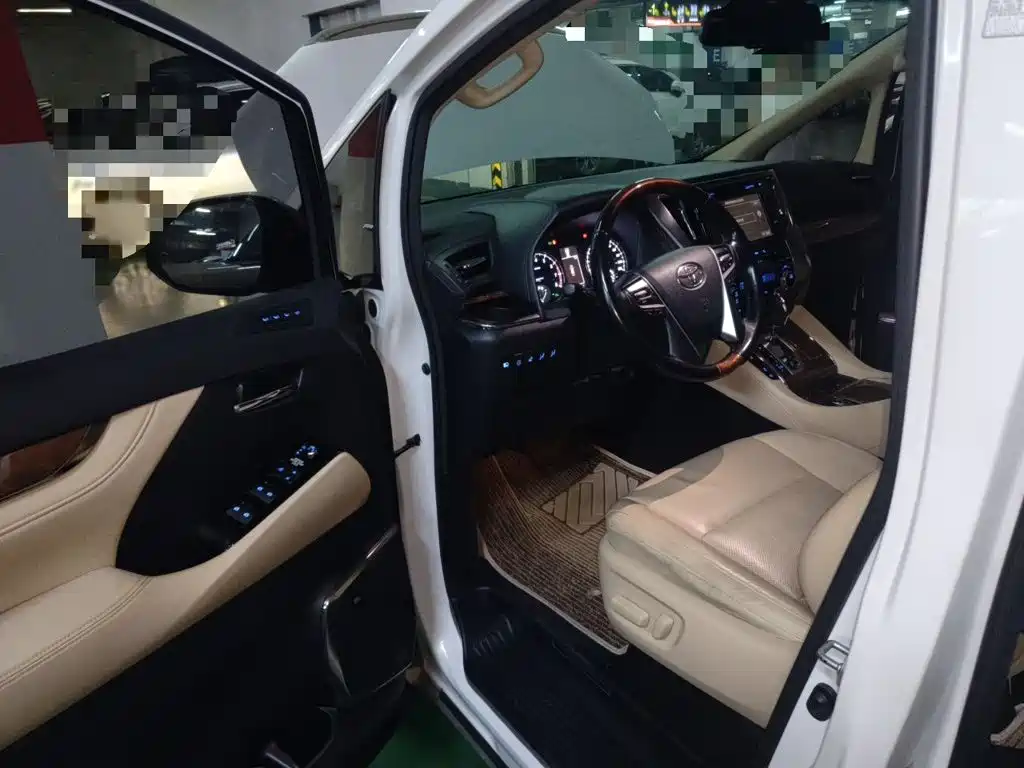 Toyota Alphard 2016 — фото 14