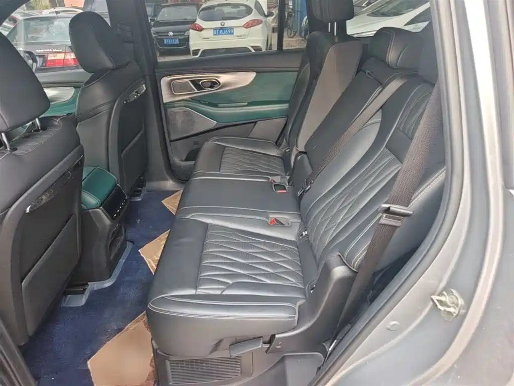 GAC Motor Trumpchi GS8 2022 — фото 17