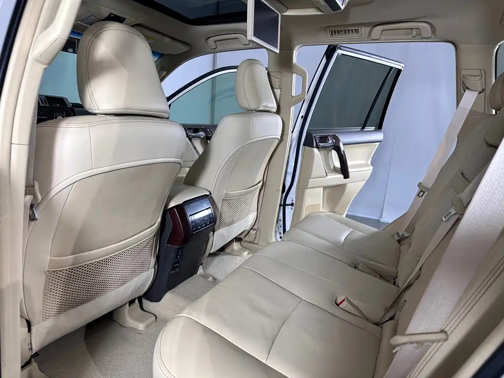 Toyota Prado 2016 — фото 14