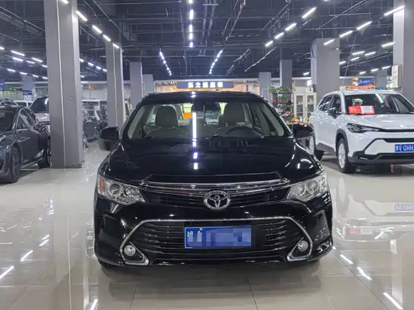 Toyota Camry 2016