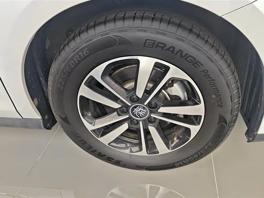 BYD Qin PLUS 2025 — фото 6