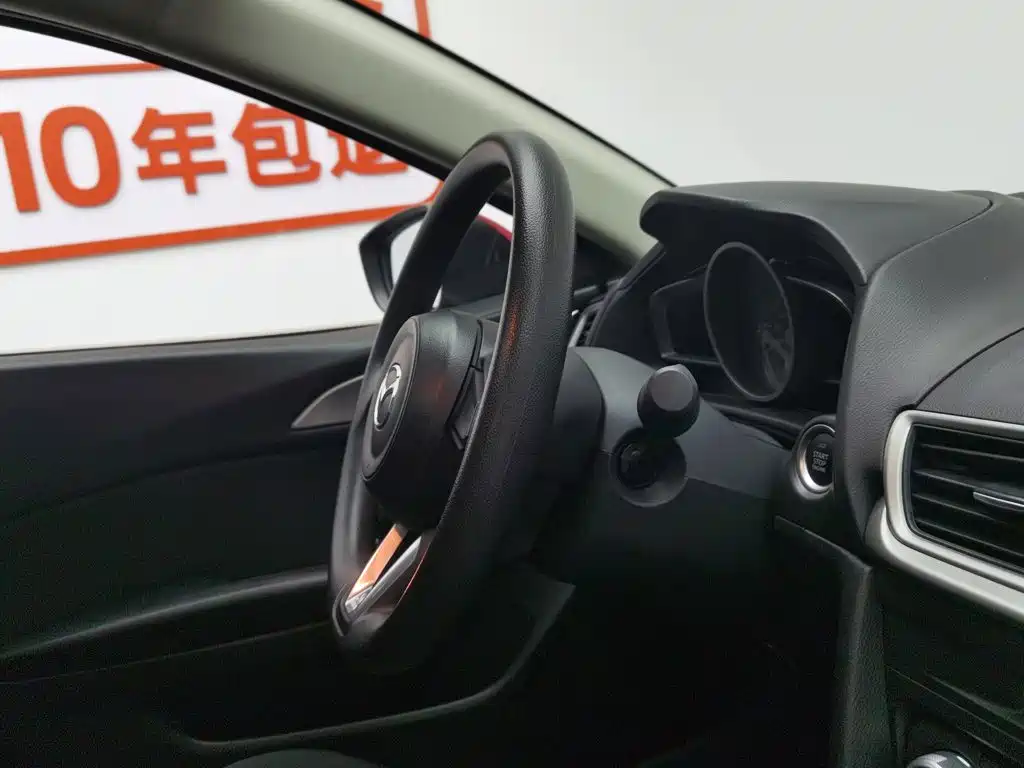 Mazda 3 Axela 2018 — фото 22