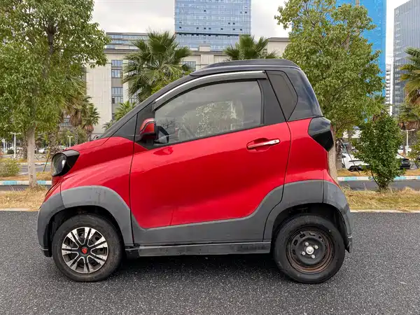 Baojun E100 2019