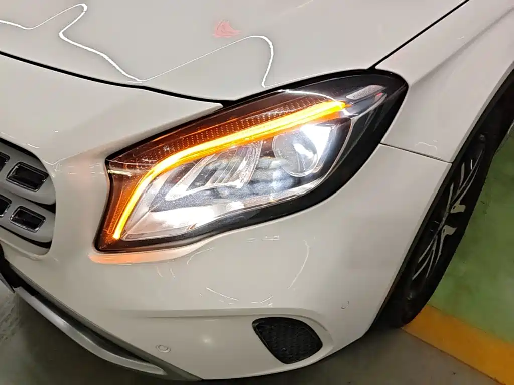 Mercedes-Benz GLA 2018 — фото 24