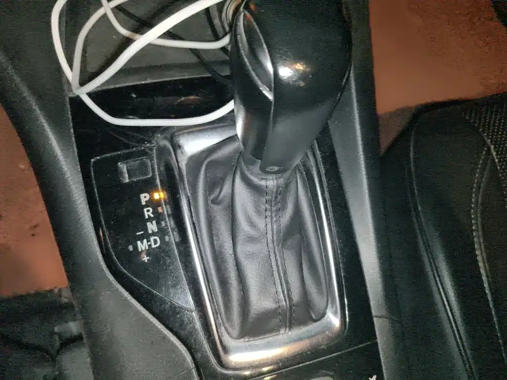 Mazda 3 Angkesela 2015