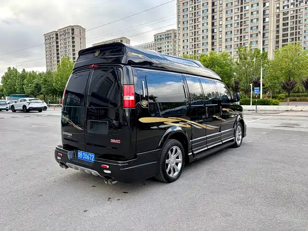 GMC SAVANA 2017