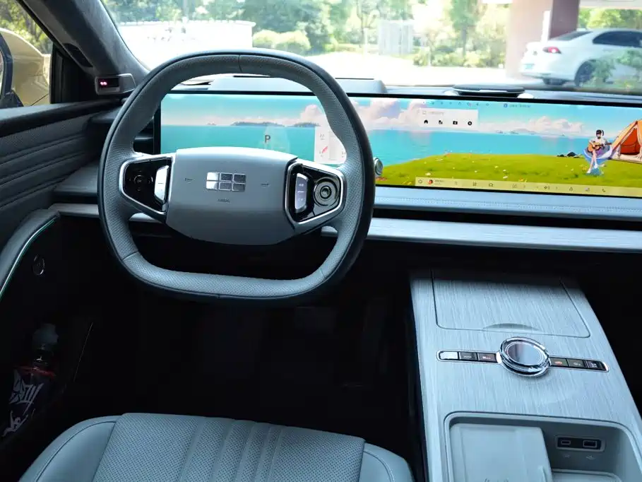 Geely Galaxy E8 2024 — фото 10