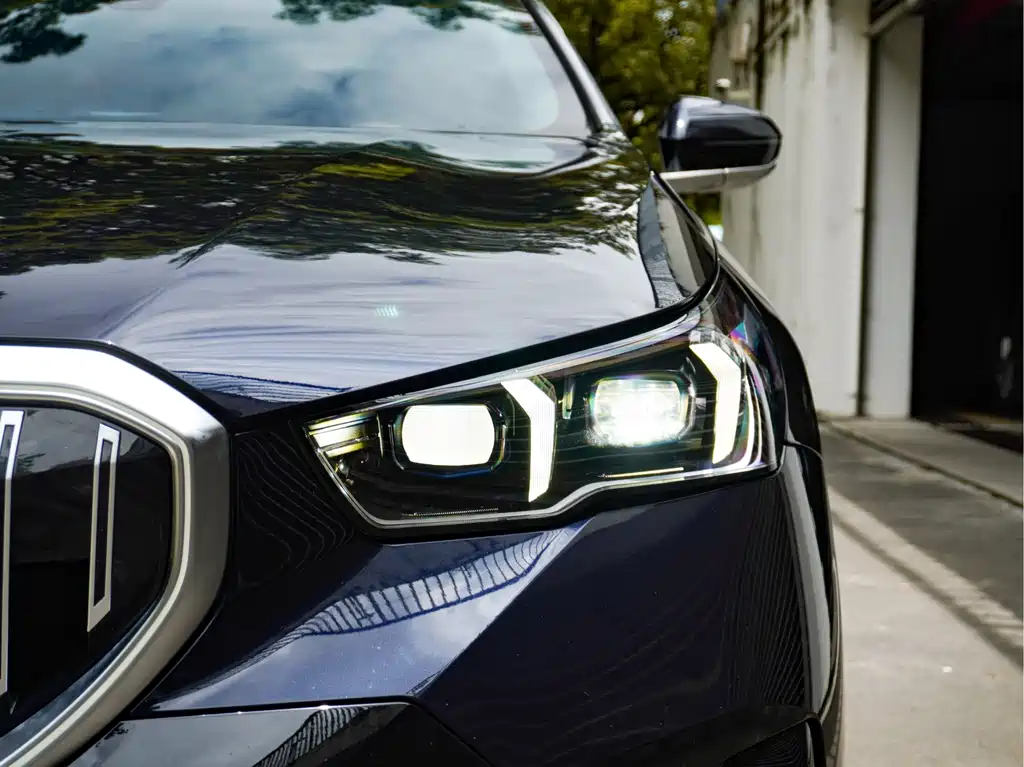 BMW 5 Series 2025