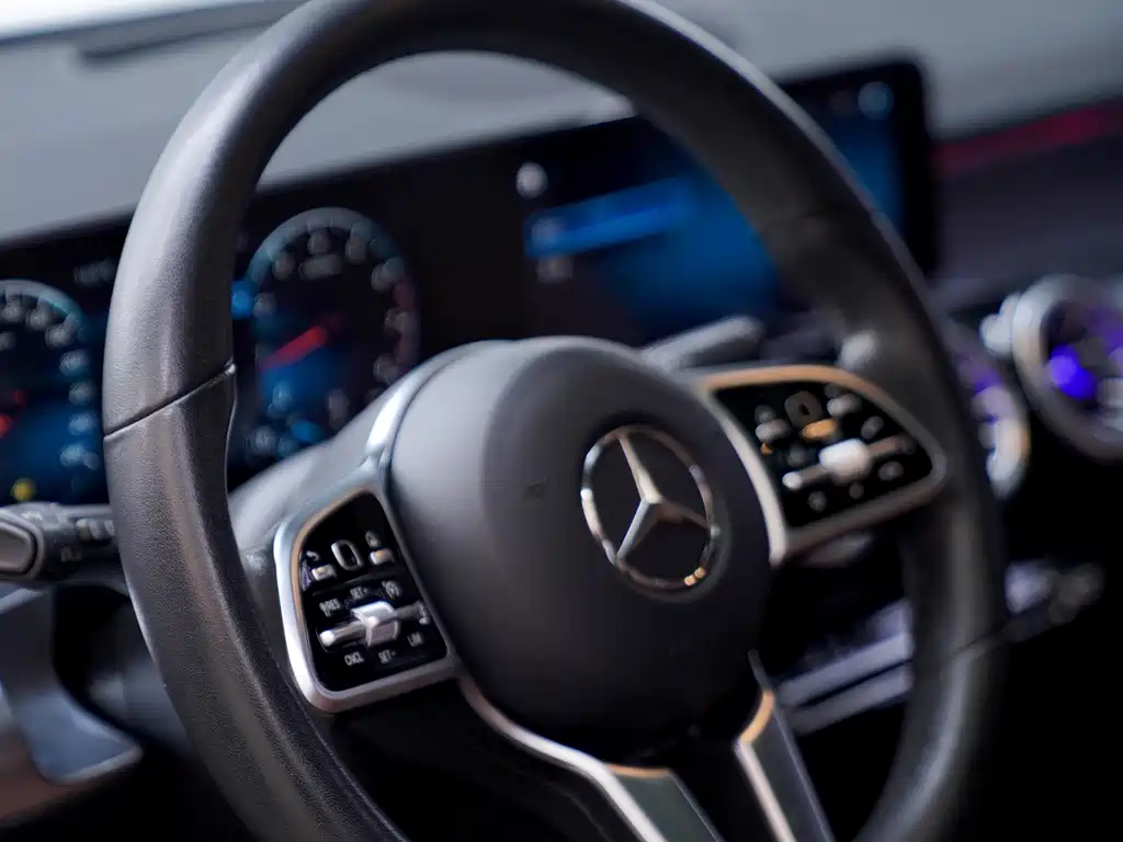 Mercedes-Benz GLB 2021 — фото 13