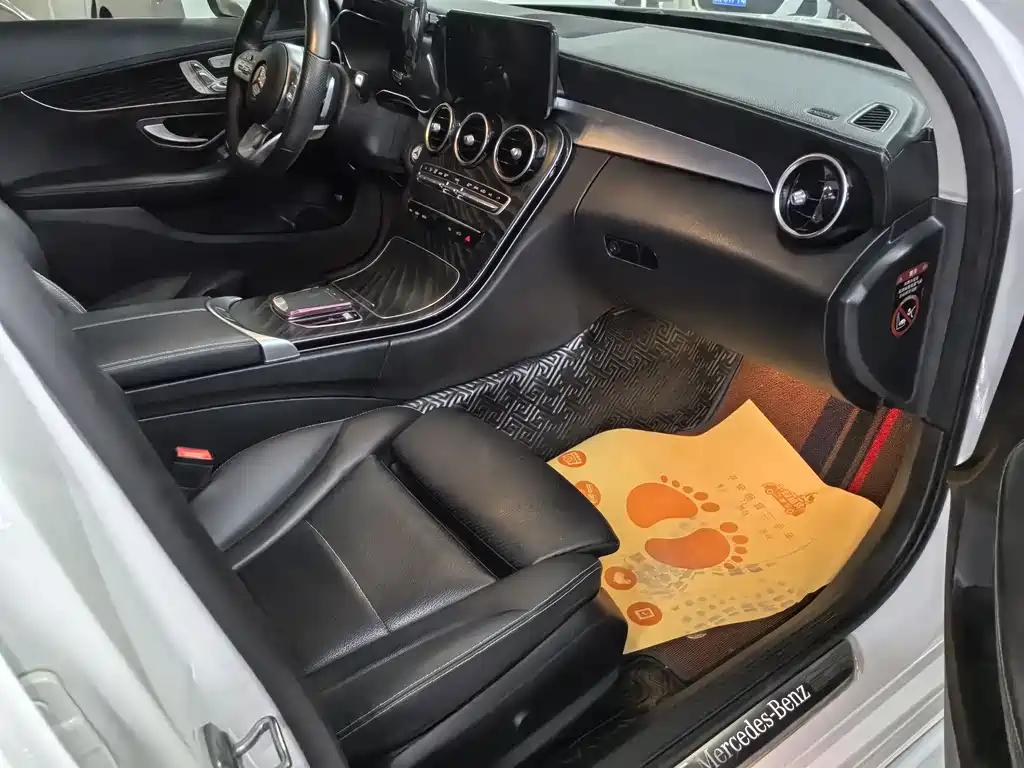 Mercedes-Benz C-Class 2022 — фото 10