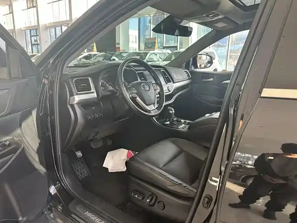 Toyota Highlander 2018