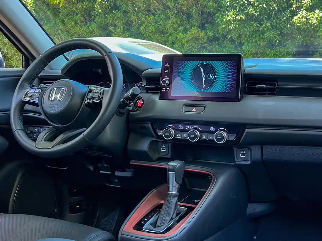Honda Vezel 2023 — фото 13
