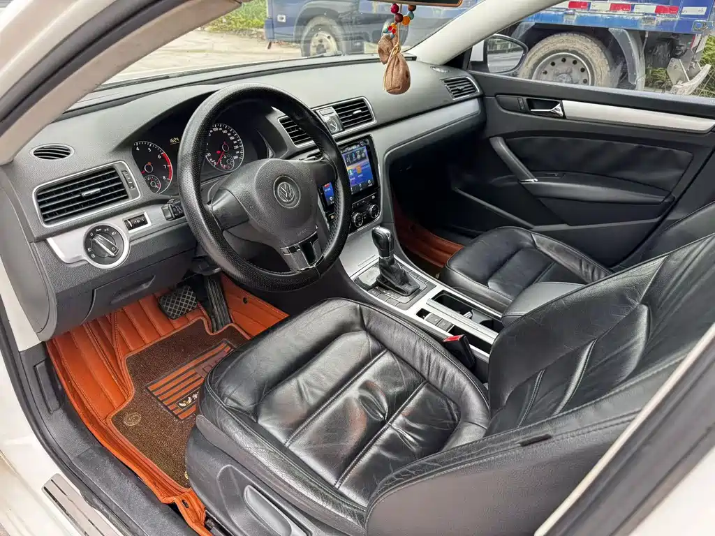 Volkswagen Passat 2012