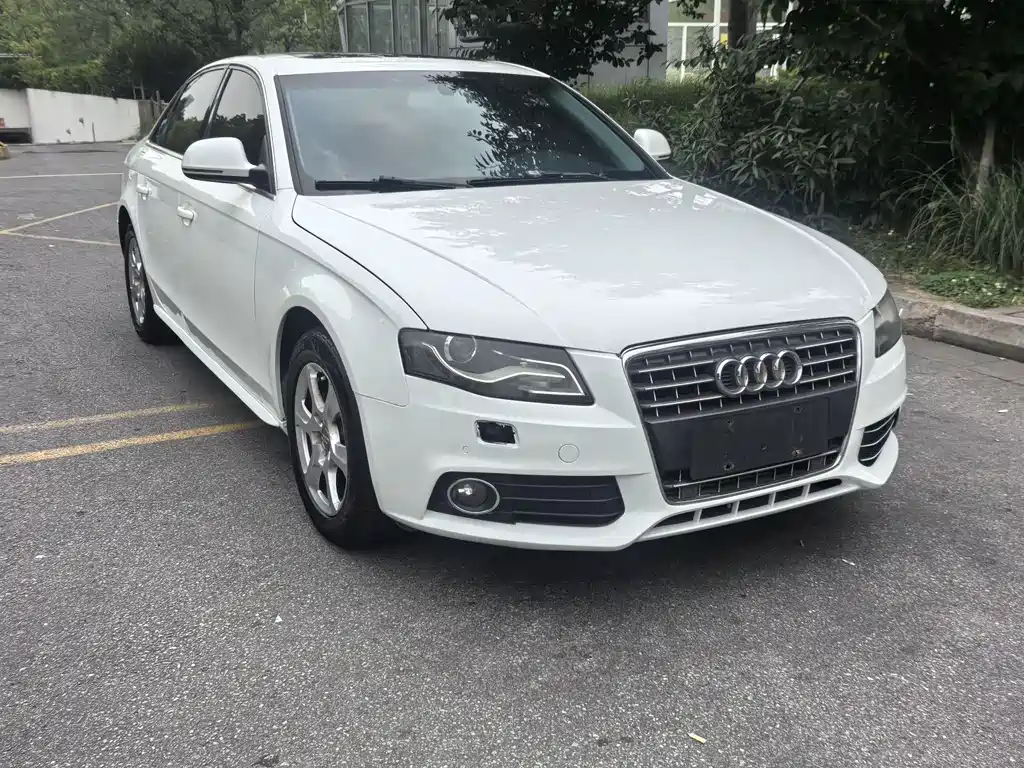 Audi A4L 2011