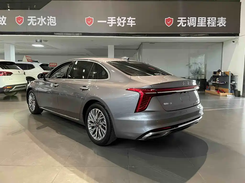 Hongqi H5 2023 — фото 15