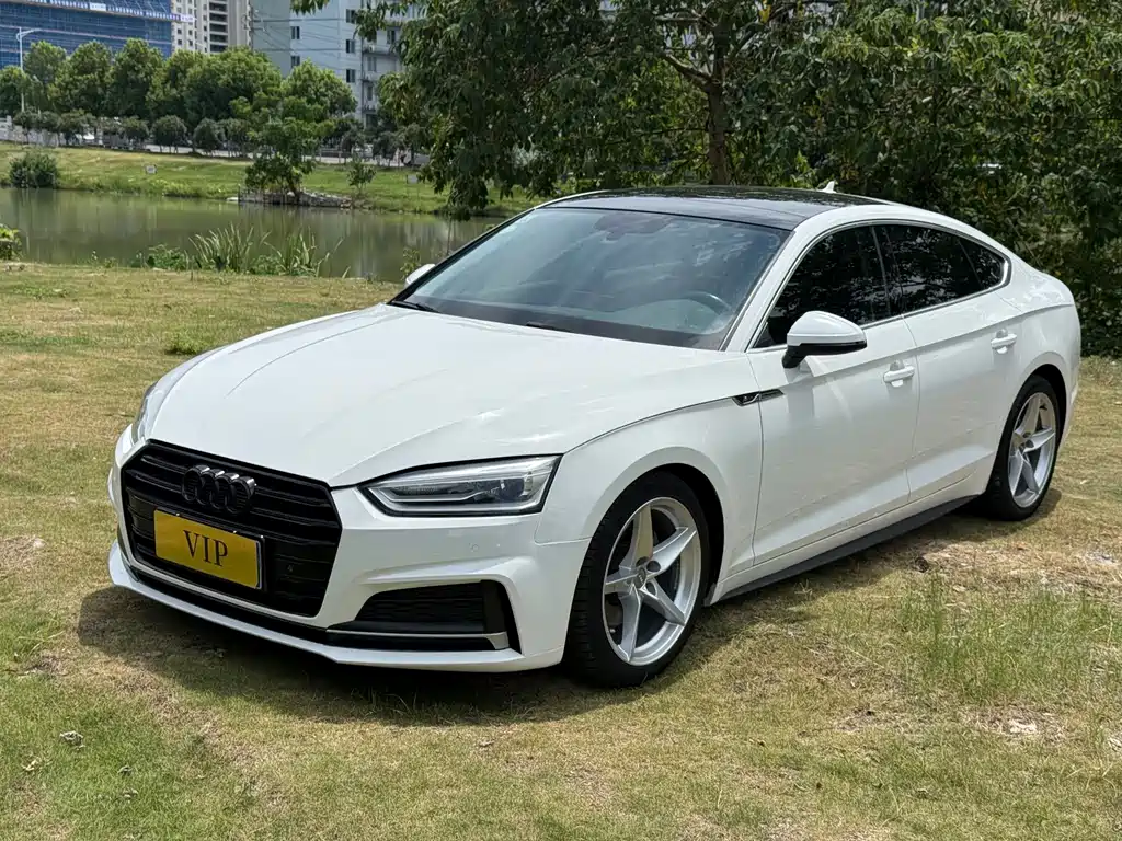Audi A5 2018 — фото 1