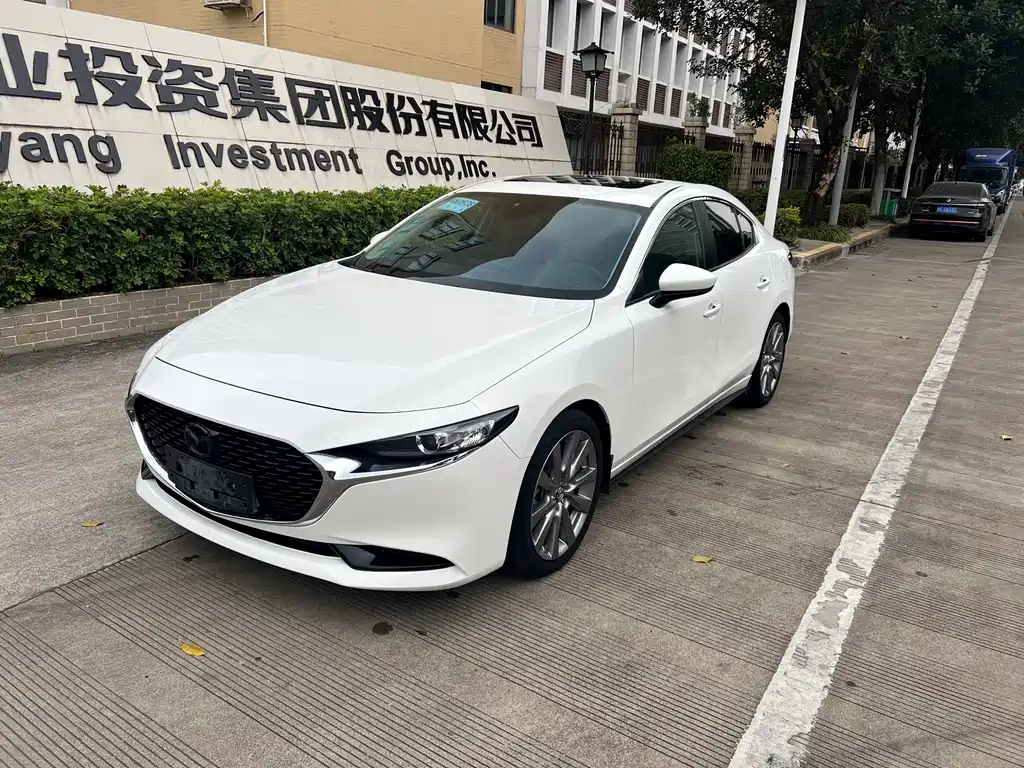 Mazda 3 Axela 2020