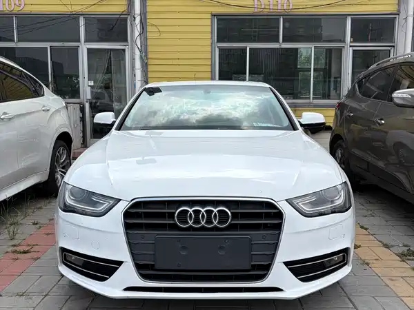 Audi A4L 2014