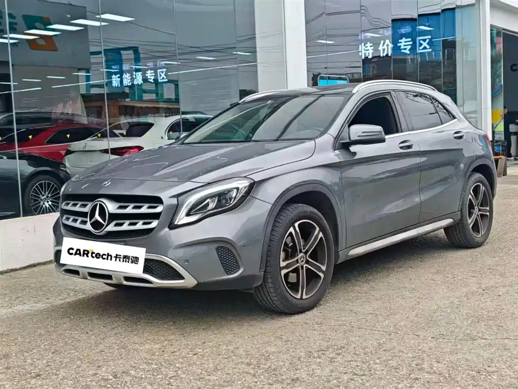 Mercedes-Benz GLA 2018 — фото 1