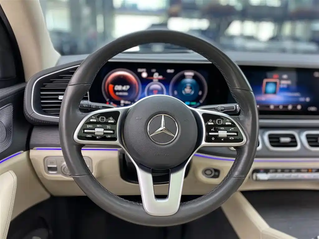 Mercedes-Benz GLE 2020 — фото 15