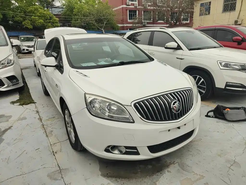 Buick Excelle 2015 — фото 22
