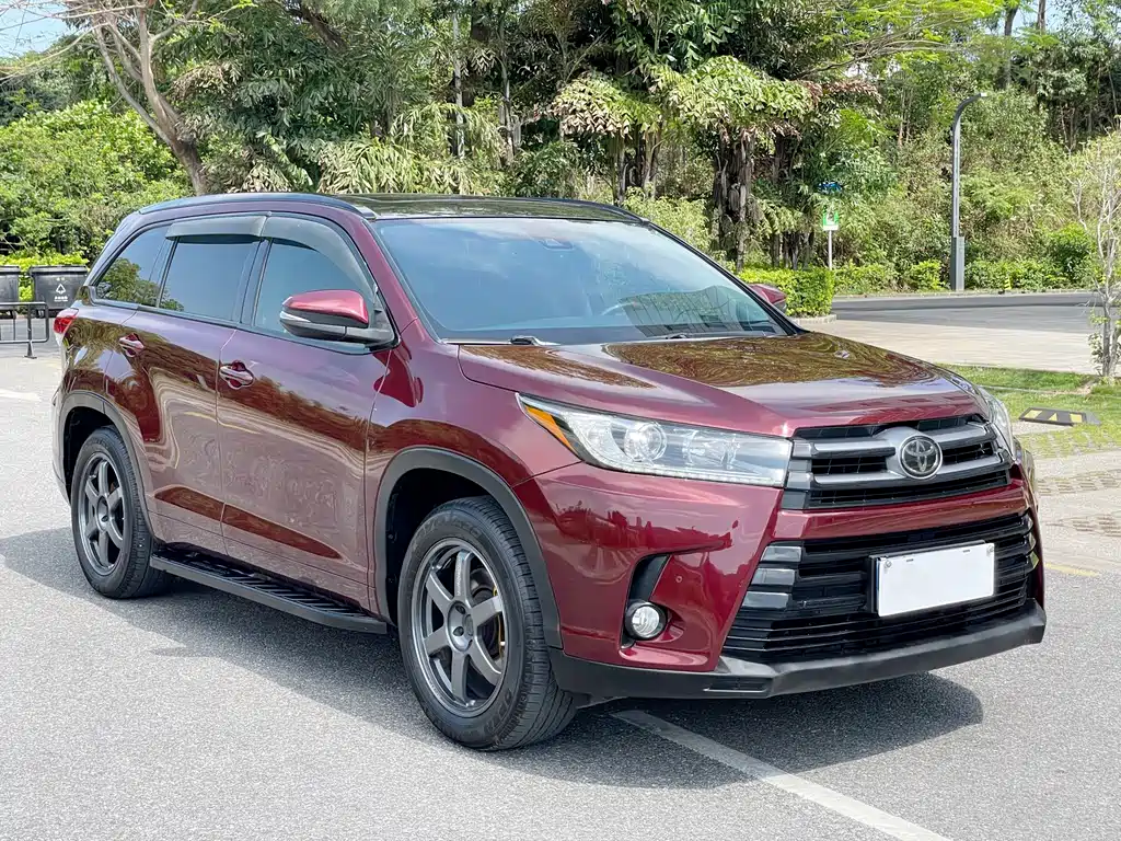 Toyota Highlander 2018 — фото 3