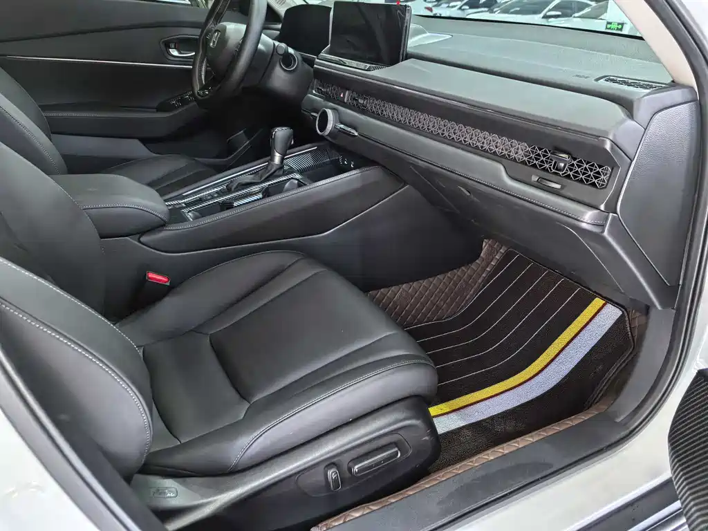 Honda Accord 2024 — фото 10