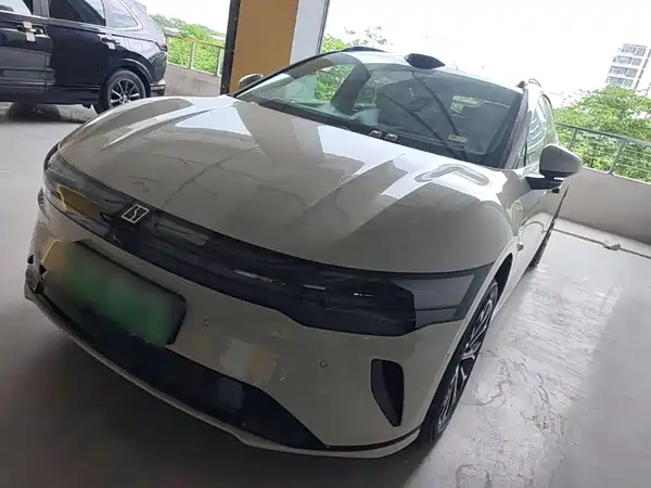 Zeekr 007GT 2025