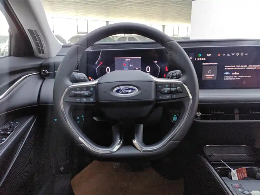 Ford Mondeo 2024 — фото 15