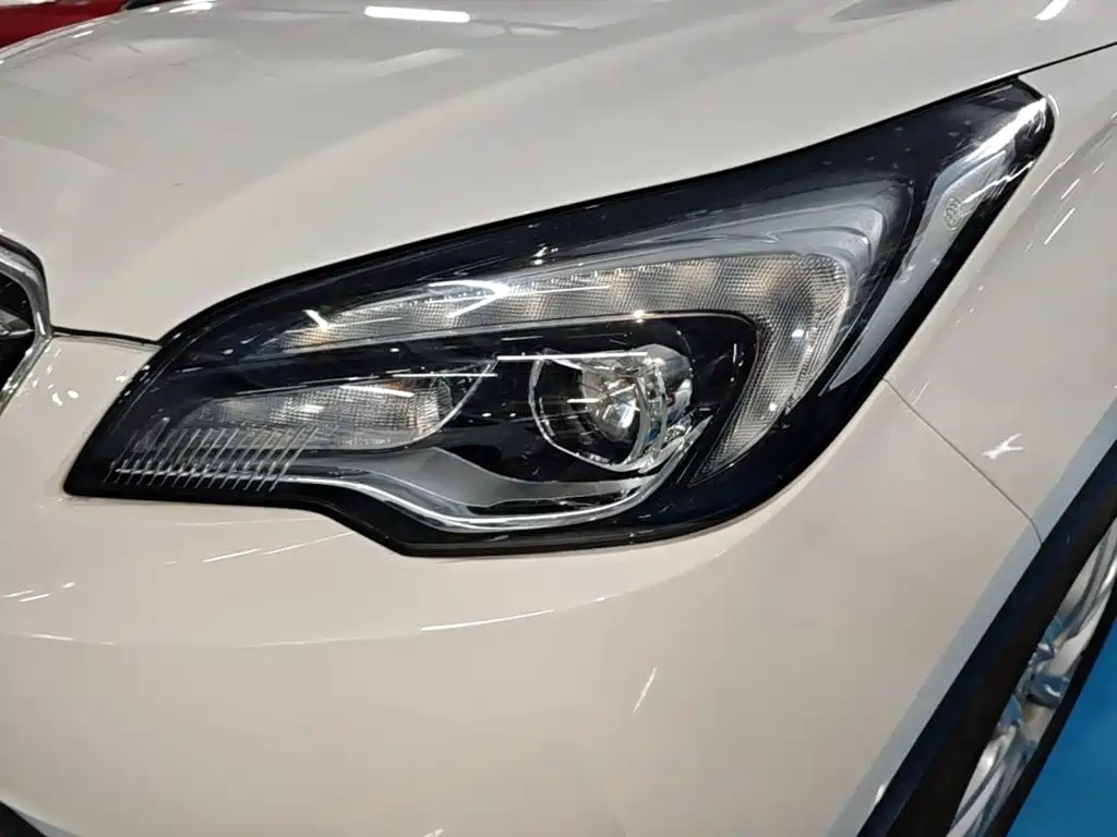 Buick Envision Plus 2019 — фото 24
