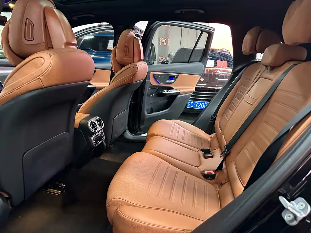 Mercedes-Benz GLC 2025 — фото 11