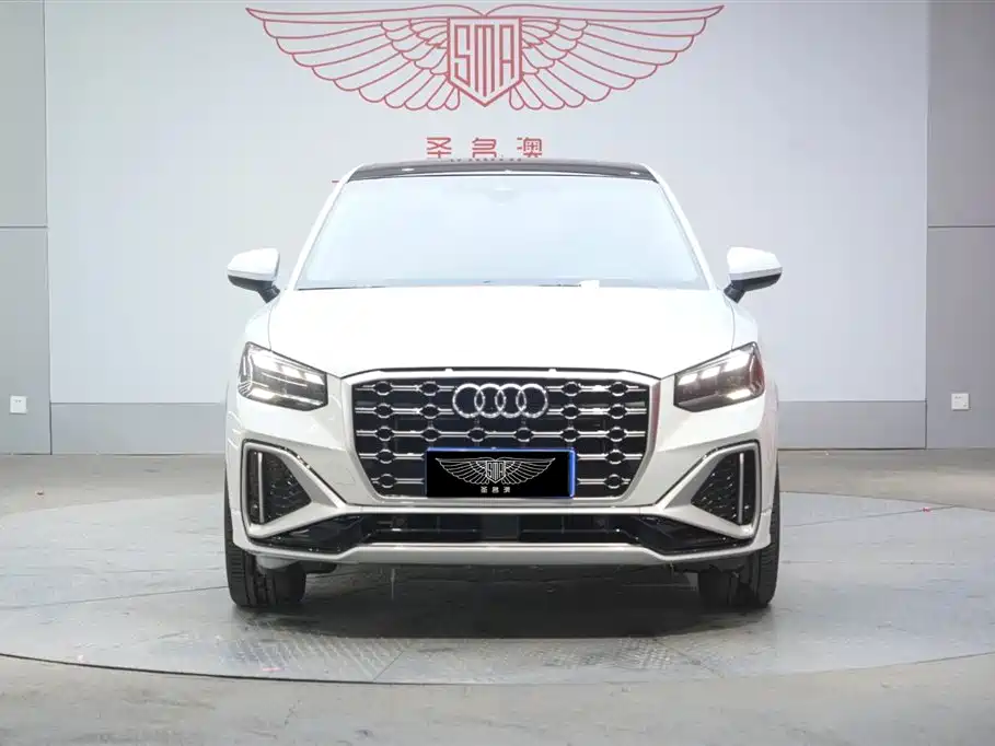Audi Q2L 2024 — фото 2