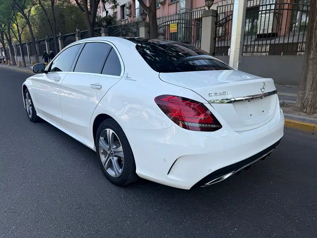 Mercedes-Benz C-Class 2020 — фото 10