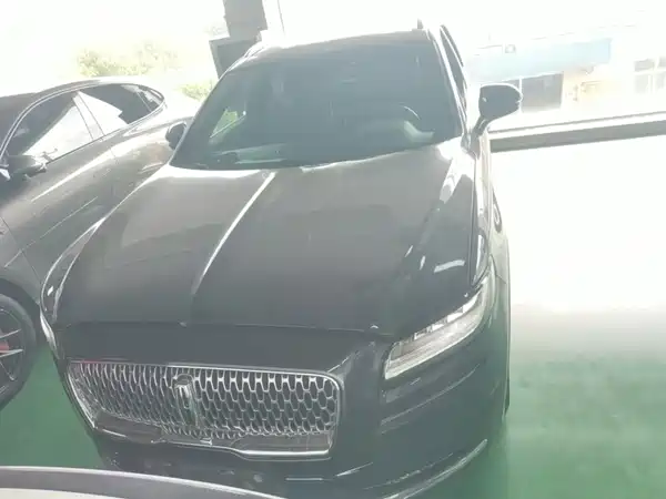 Lincoln Nautilus 2021