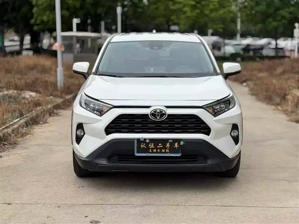 Toyota RAV4 2021