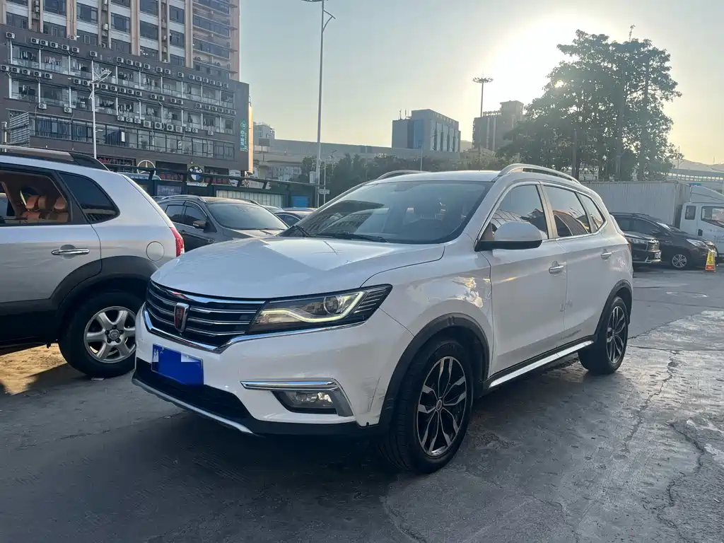 Roewe RX5 2018 — фото 1