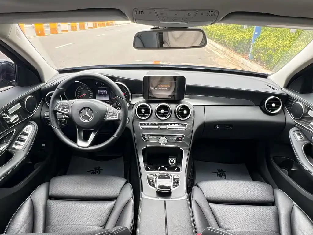 Mercedes-Benz C-Class 2017