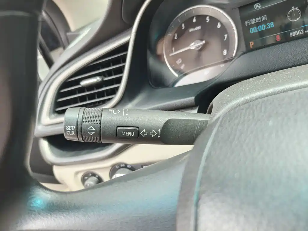 Buick Excelle 2017 — фото 16