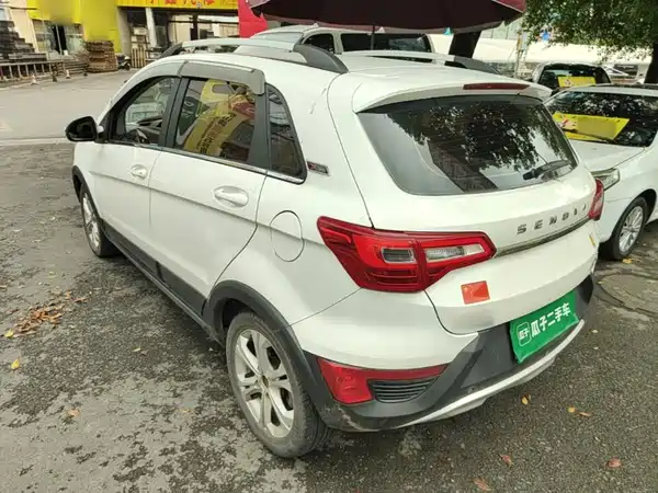 BAIC Shenbao X25 2016