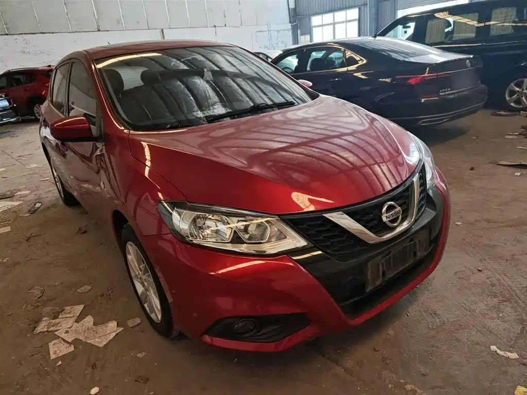 Nissan Tiida 2016 — фото 23