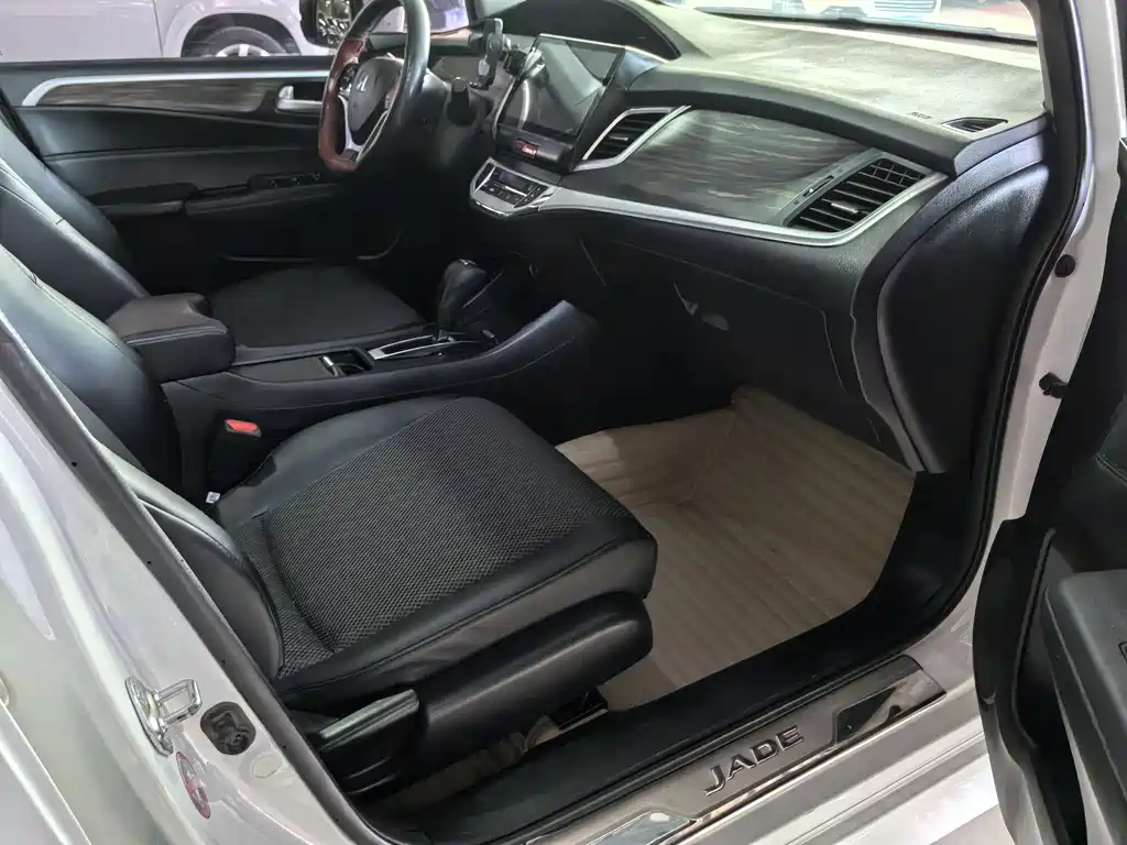 Honda Jade 2018 — фото 10